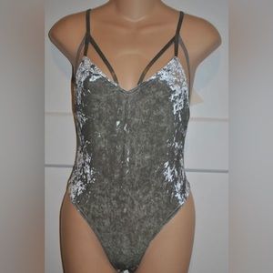 FREE PEOPLE We Are HAH Hot As Hell Low Budget Velvet Bodysuit Green XS NWT